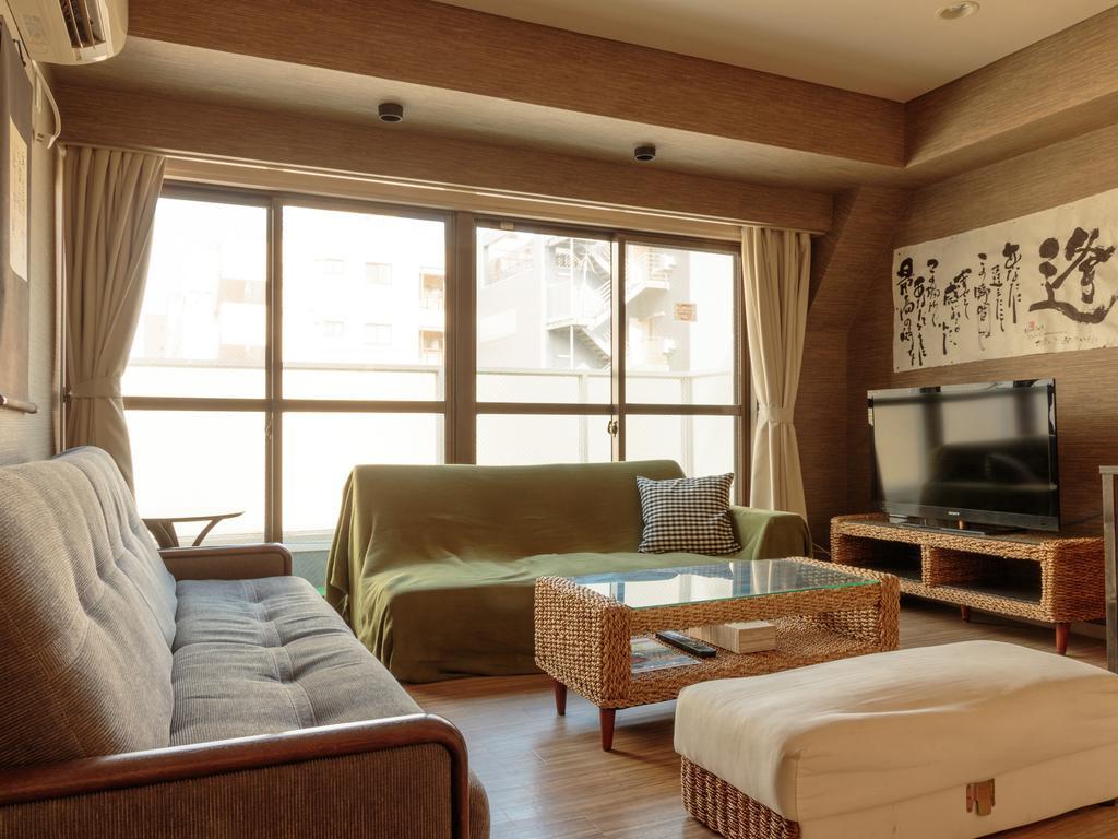 外国人staffがいるinternationalなhostel - Osaka Hana Hostel - Exterior foto