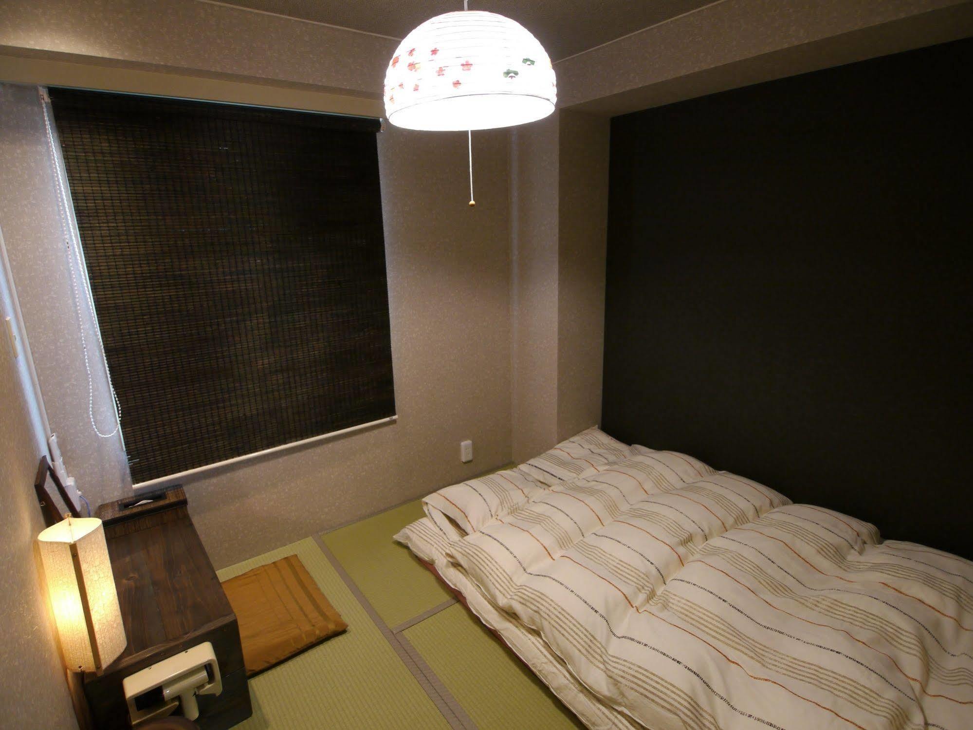 外国人staffがいるinternationalなhostel - Osaka Hana Hostel - Exterior foto